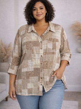 Joan Rivers Vintage Patchwork Blouse Plus Size 1X Petite Neutral Button Front
